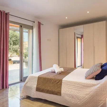 Son Guineu Villa